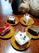 誕生日のケーキです!