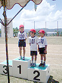西表島の小学一年男子100M走で二番になりました