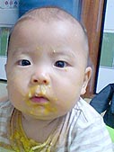 カボチャ粥食べてます