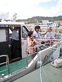 島を去る