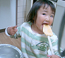 お行儀悪すぎ…