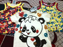 グラグラのTシャツを買ってしまいました。3990円…私の服より高い(涙)後ろのシャツは2枚で1900円だったの♪子ども服ってかわいい★