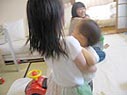 一生懸命抱っこしてぐるぐ回ってくれました。