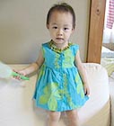 ばぁばのハワイ土産。妙に似合う「常夏娘〜♪」