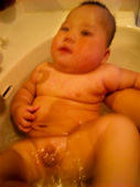 つー君水遊び