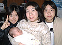 叔母さんに抱っこ 叔母さんに抱っこ